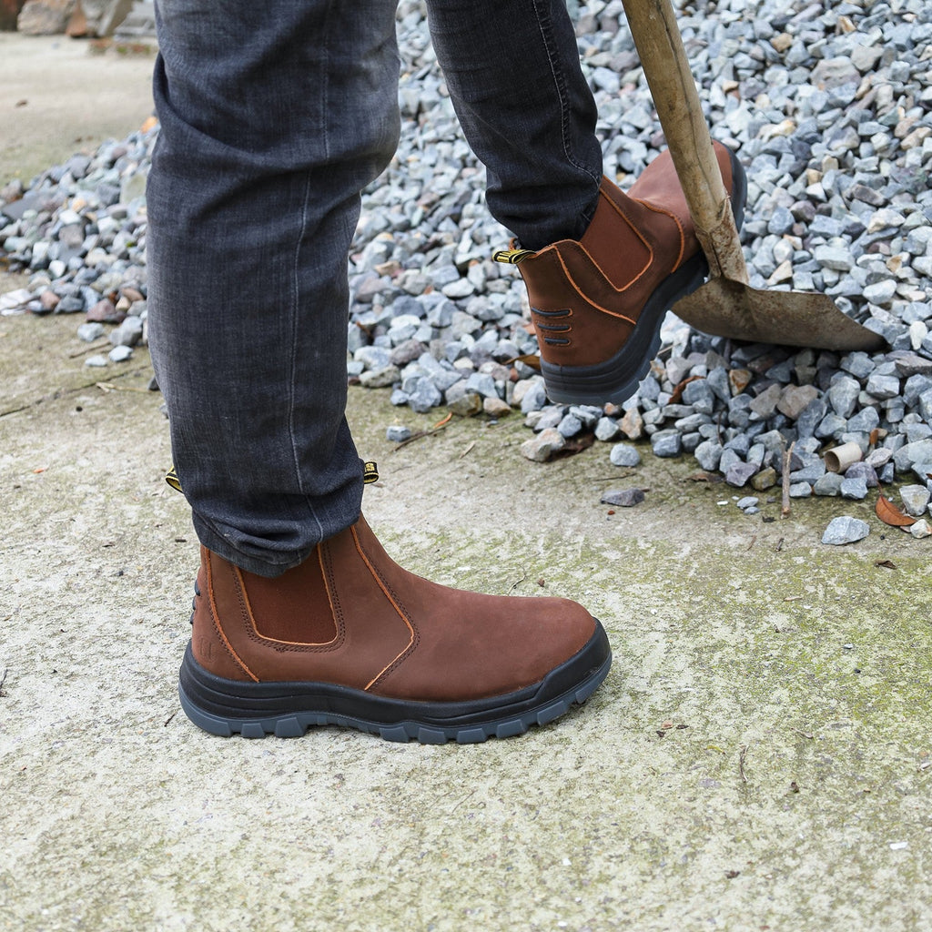 HANDMEN CRZ fiberglass composite toe Chelsea work boot outsole feature panel - CRZ822